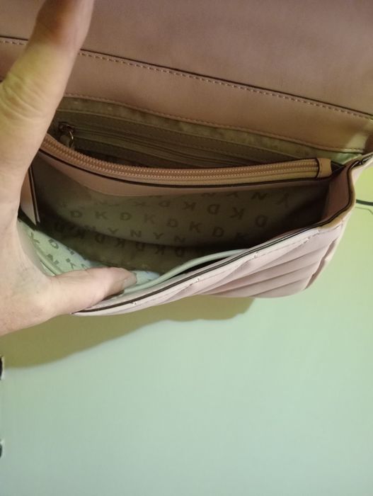 Mala de senhora DKNY