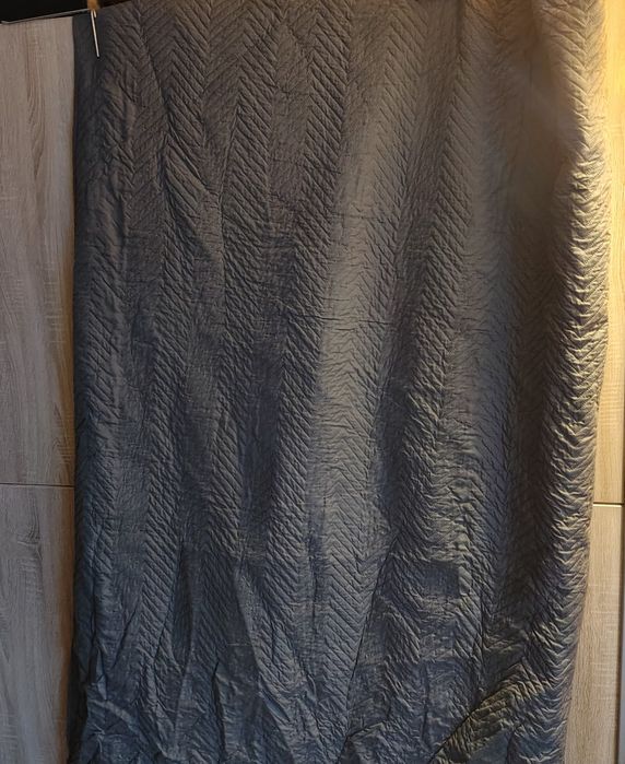 Narzuta ( z opcją powłoki).