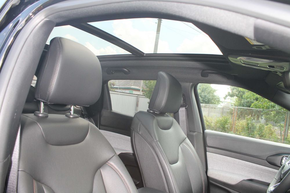 Jeep Compass 2024 року