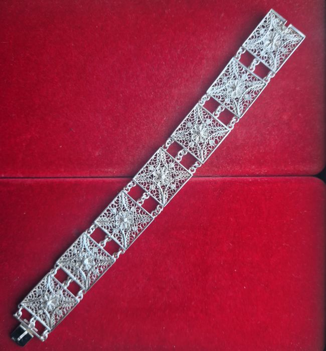 Pulseira em prata filigrana