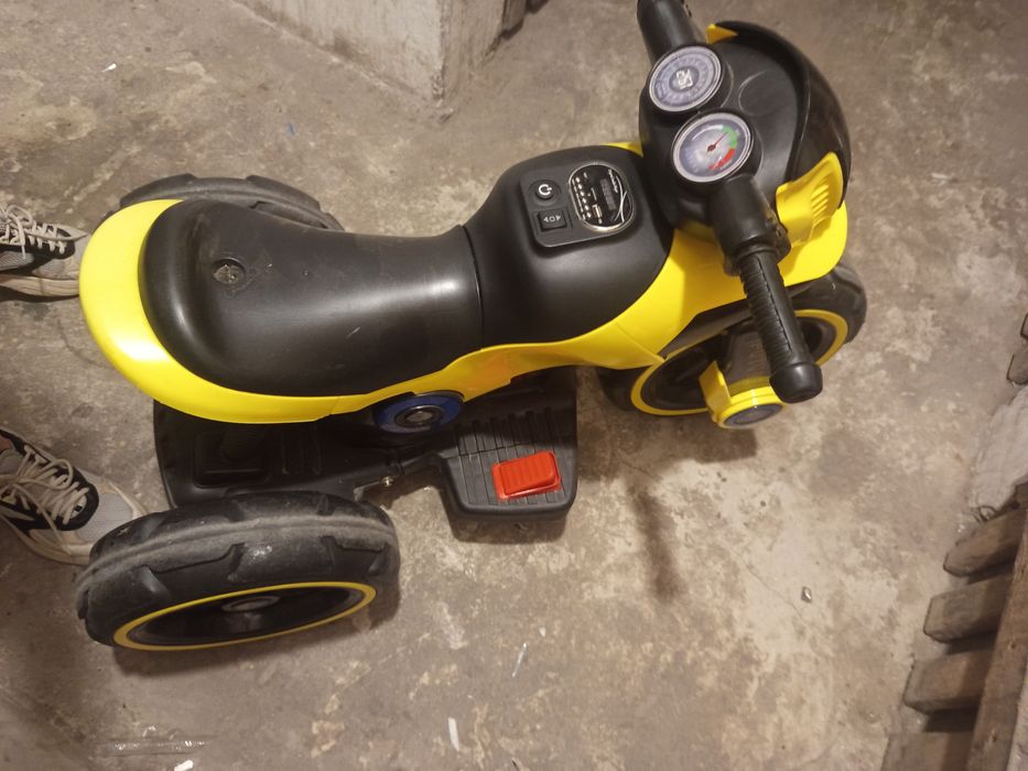 Motorek dzieciecy