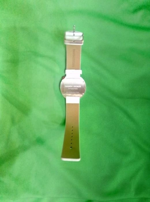 Жіночий годинник