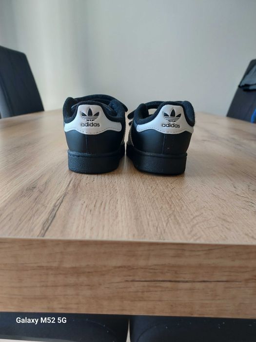 Adidas Superstar 23,5