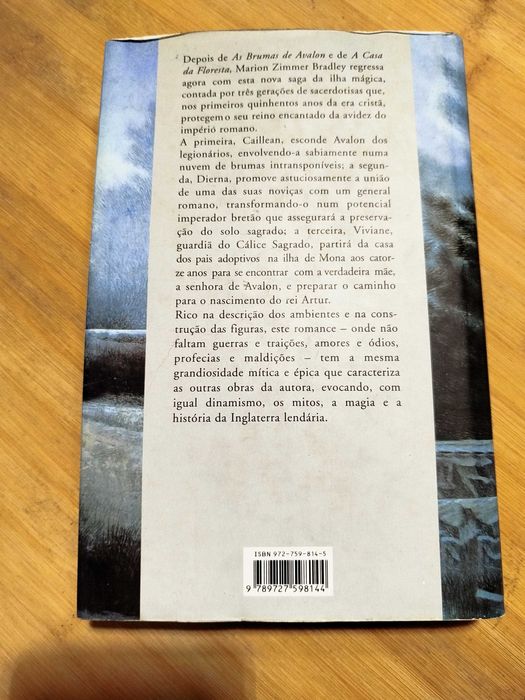 A Senhora de Avalon de Marion Zimmer Bradley