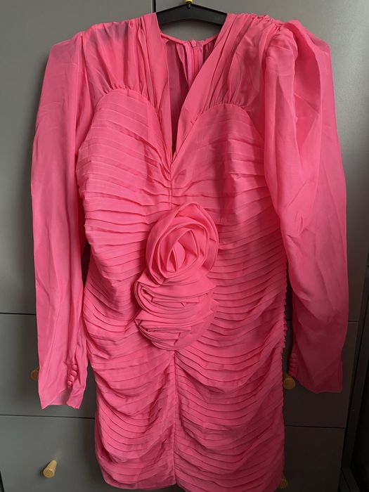 Sukienka fuksja z różami