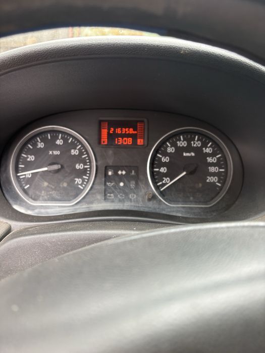 Рено Сандеро 1.4