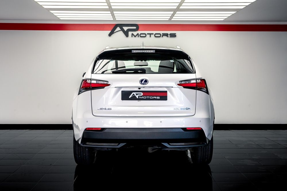 Lexus NX 300h Executive