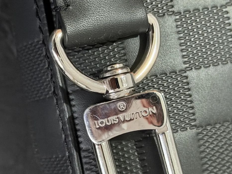 Louis Vuitton Avenue Sling Bag Damier Infini Original