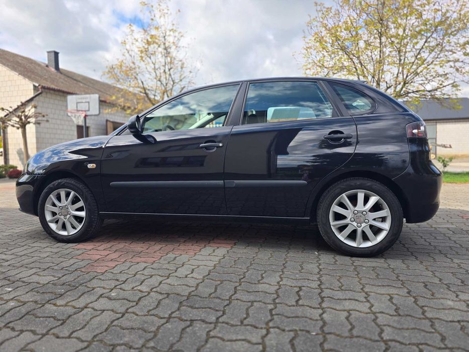 seat ibiza 1,4 zadbany, mały przebieg