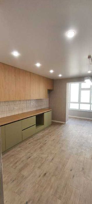 ID: 42164 СУПЕР ціна на 2к квартиру з ремонтом на ОЗЕРНІЙ