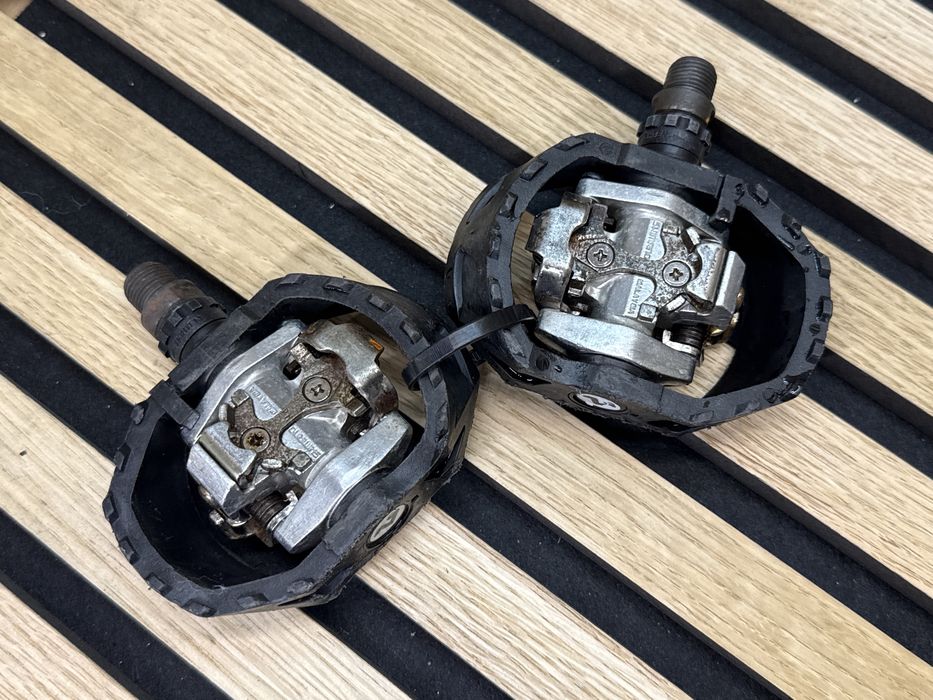Pedały Shimano M424