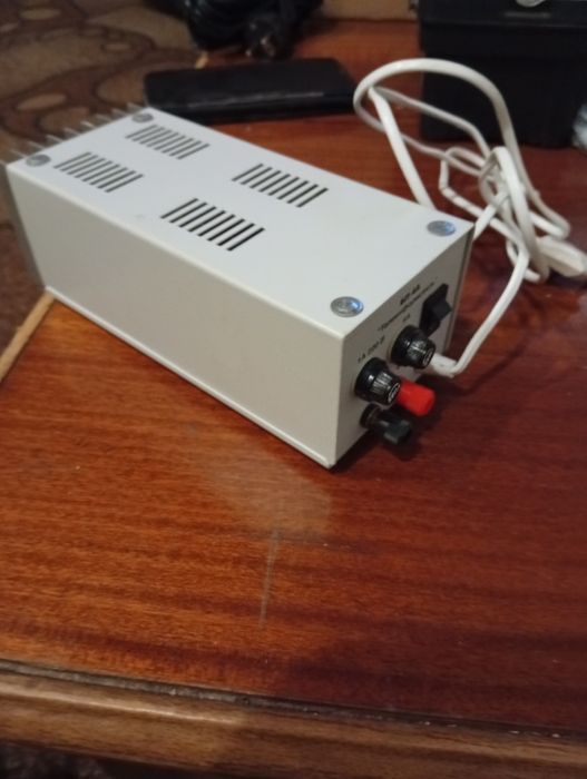 Продам Блок питания