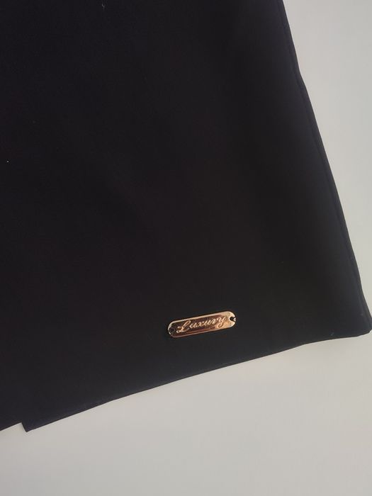 Продам спідничку