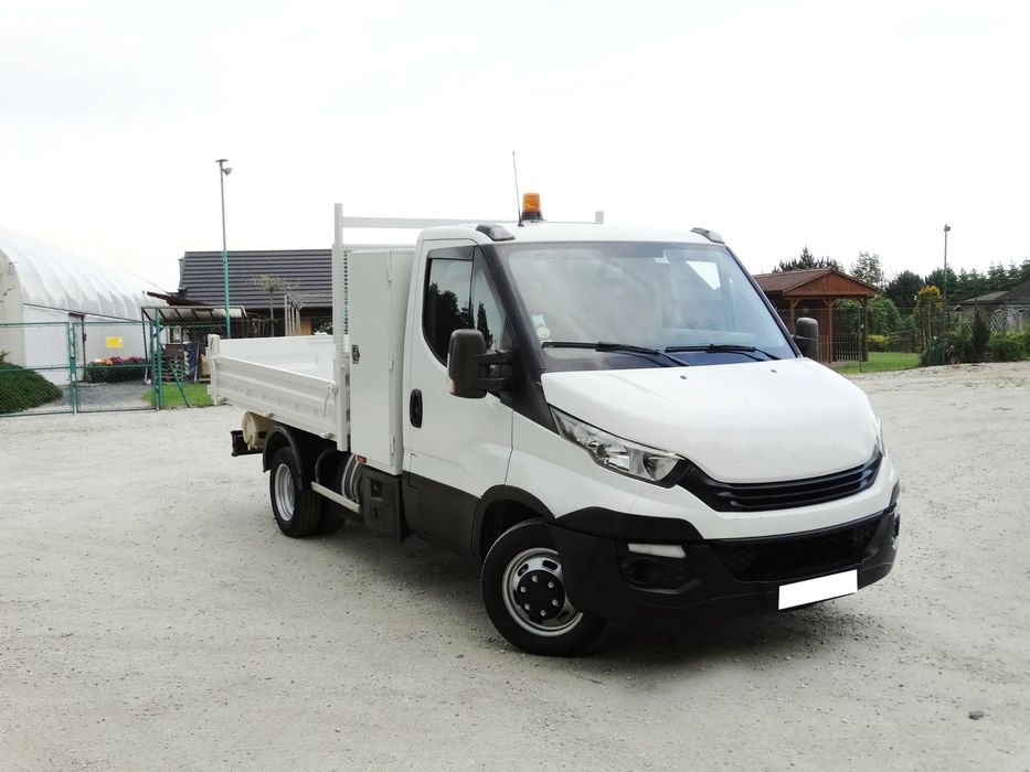 Iveco DAILY  IVECO DAILY 2,3 130PS WYWROTKA kiper   Kredyt  Leasing