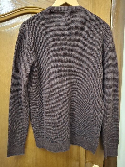 Светр Zara (розмір L)