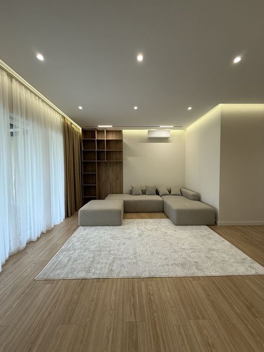 Продаж стильного таунхаусу, New Village