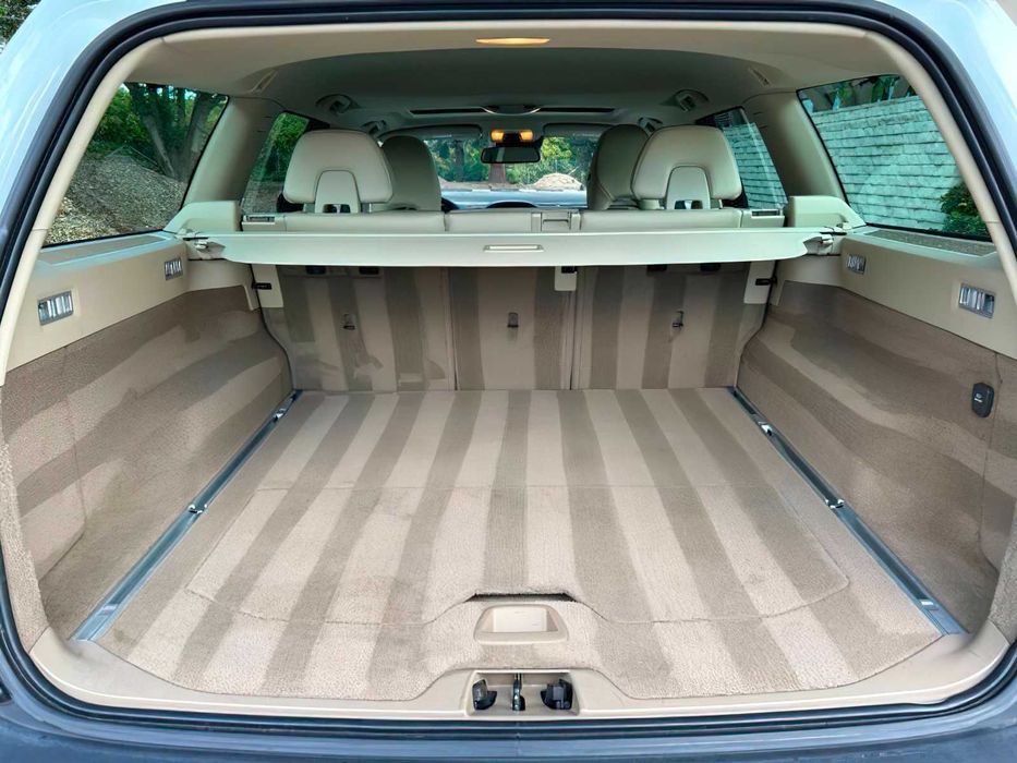 Volvo XC70      2014