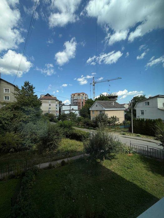 Продаю 3к.квартиру біля парку
