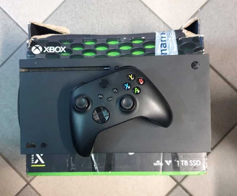 Konsola xbox series X komplet OKAZJA OD Osobisty