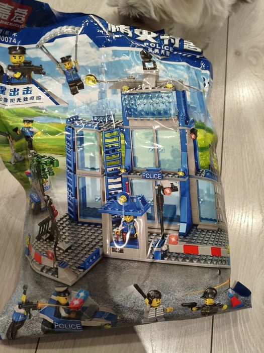 LEGO dla chłopca , rezmiza policyjna