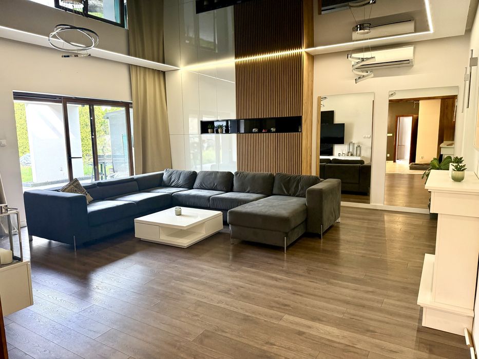 Dom wolnostojący, 160m z halą 146m2, 2 garaże Składowa, Brzeg