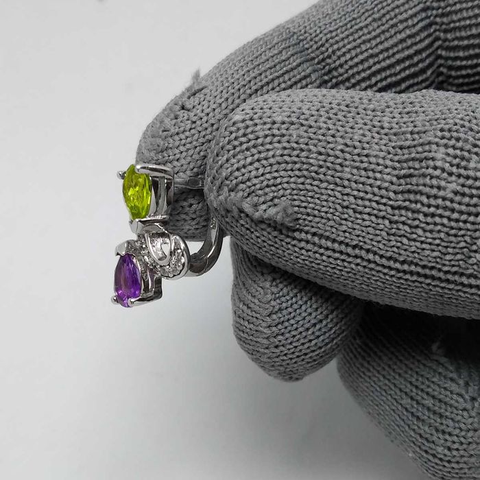 Серебряный комплект с аметистом и хризолитами