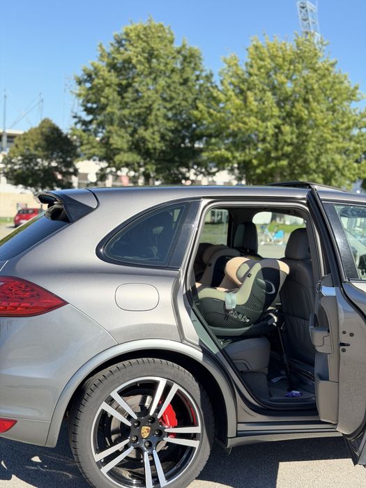 Porsche Cayenne S