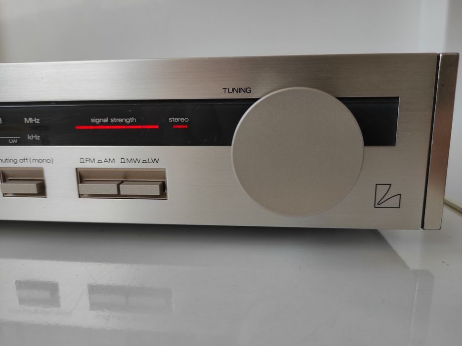 Radio sintonizador Luxman T-210L