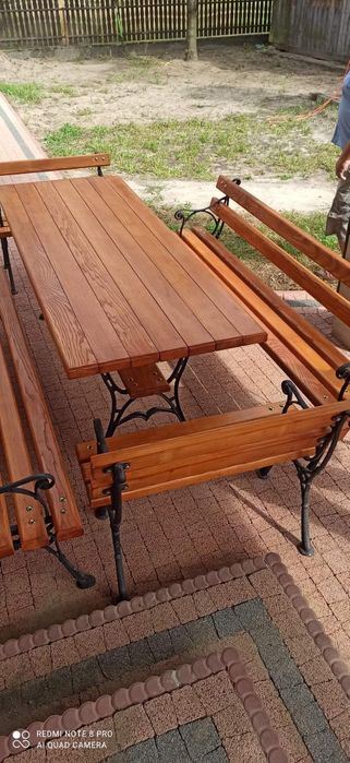 Stół drewniany plus ławki