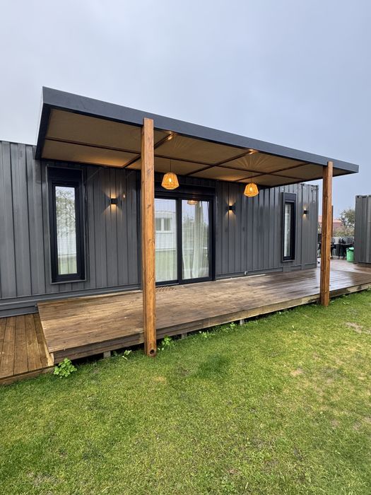 Fazemos Pergolas e Decks em madeira ou estrutura metalicas.