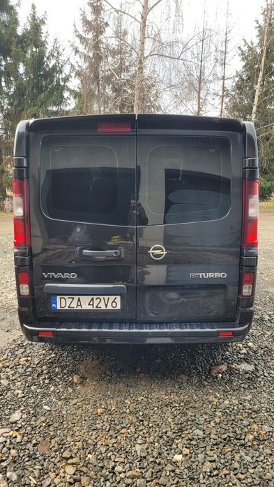 Opel vivaro 2015