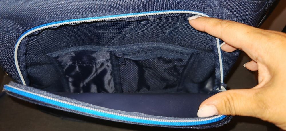 Mochila e estojo escolar Benetton
