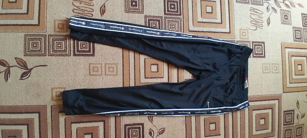 Штани champion на лампасах