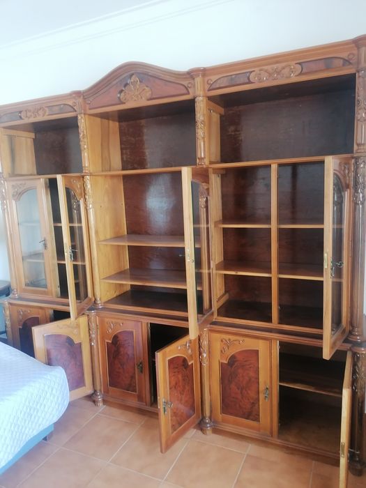 Móvel sala em cerejeira/Nogueira