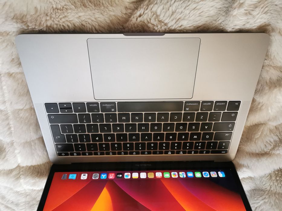 Laptop macbook i5 a1708 bardzo ładny zadbany