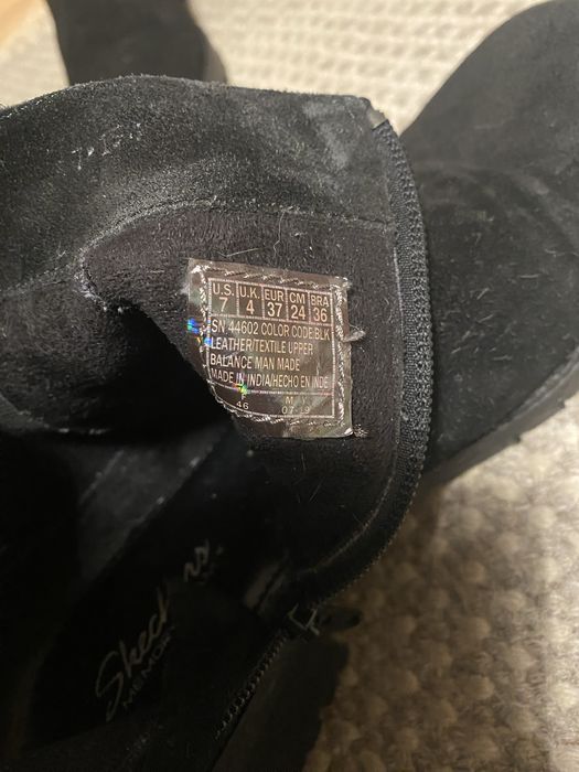 Czarne oryginalne wiosenne kozaki botki skechers skóra 38