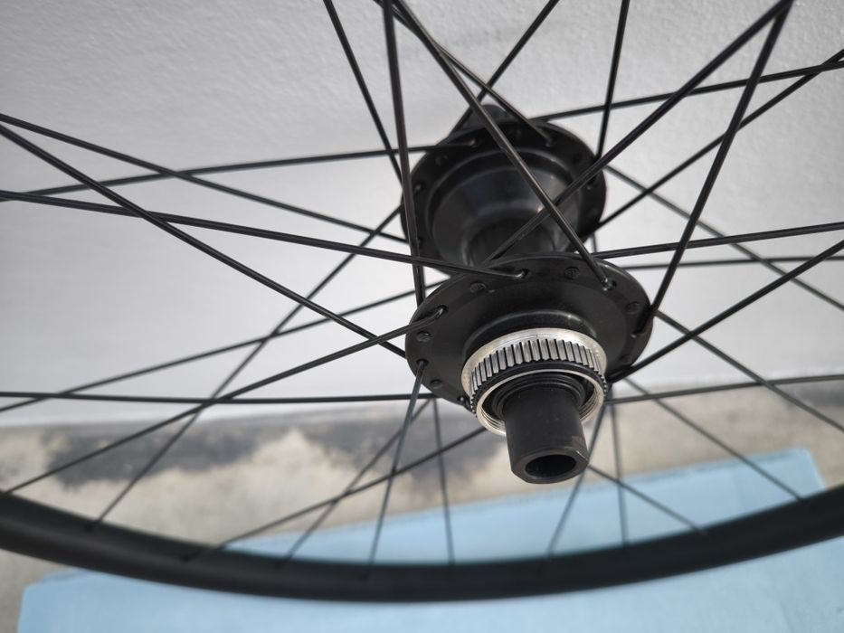 Rodas btt 29" eixos Boost tubeless Jalco