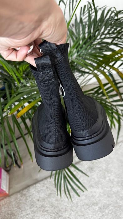 Чоботи Zara 30 розмір