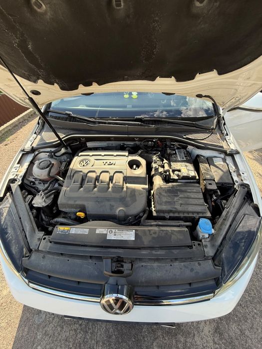Volkswagen golf 2017 рік