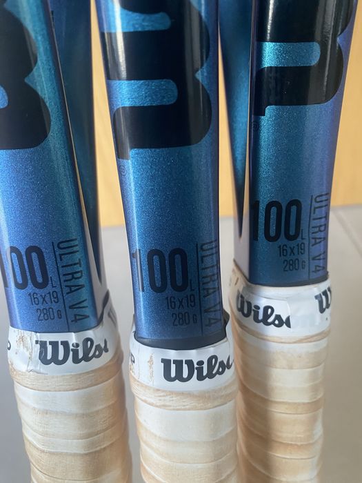 3 Raquetes WILSON 100L ULTRA V4 280g