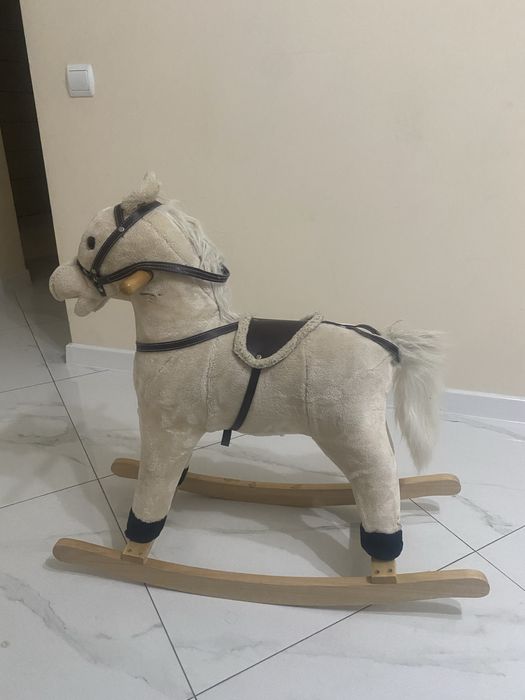 Коник іграшковий для дітей