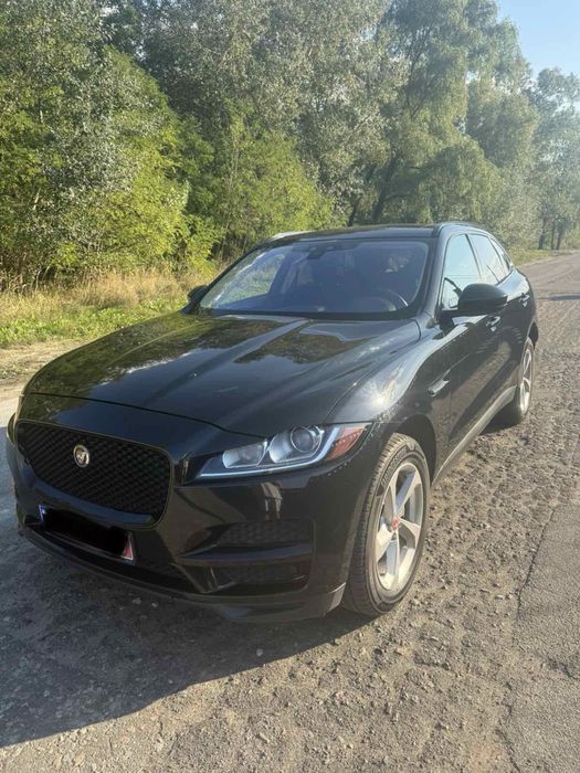 Jaguar F-Pace 2016