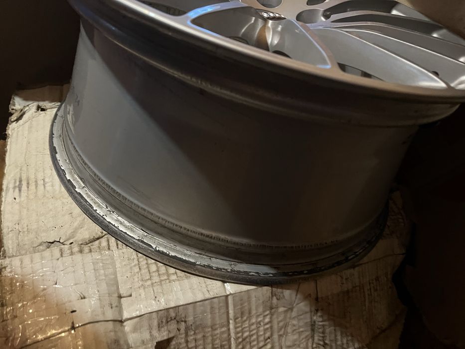 Оригінальні диски AUDI S-line R17