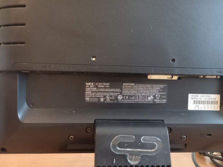 Monitor 17 calowy  firmy NEC