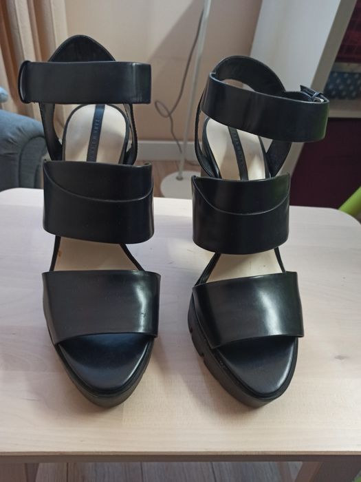 Zara sandały skórzane jak nowe piękne 40