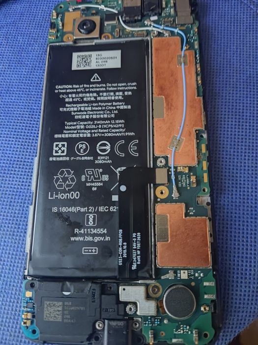 Google Pixel 4 a под ремонт.