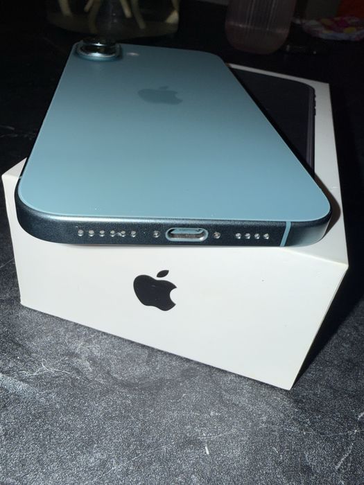 Telefon Iphone 16 plus