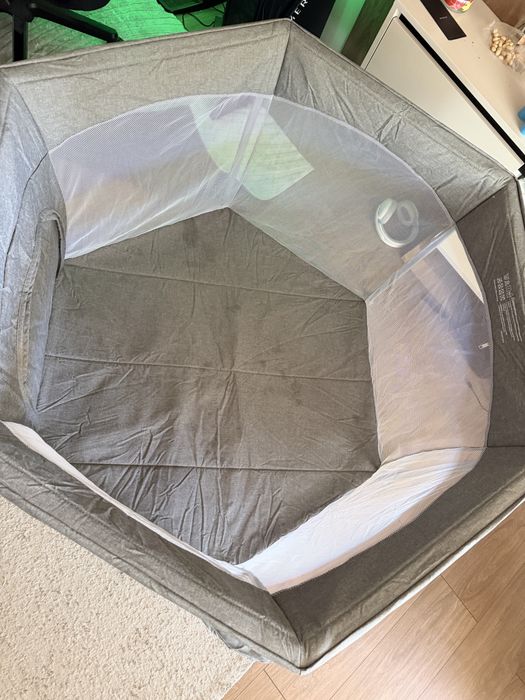 Дитячий манеж 180x120