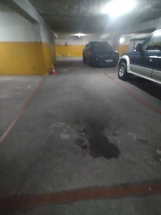 Alugar garagem em Pinto Bessa no Porto