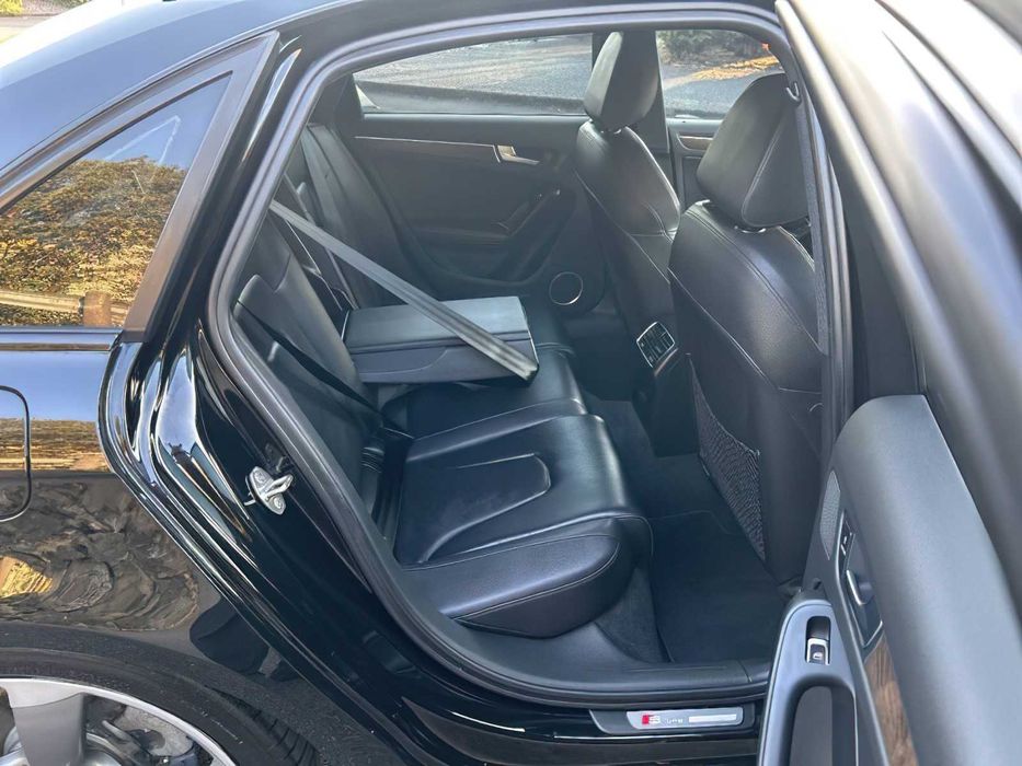 Audi A4      2015